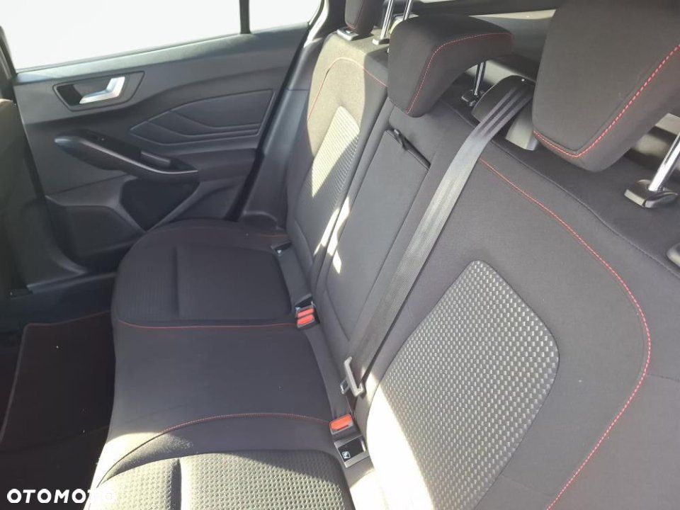 Ford Focus - 21