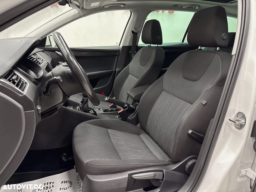 Skoda Octavia 1.4 TSI Style - 7