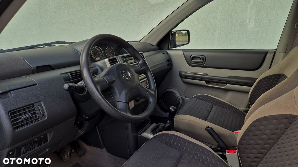 Nissan X-Trail 2.0 Comfort - 4