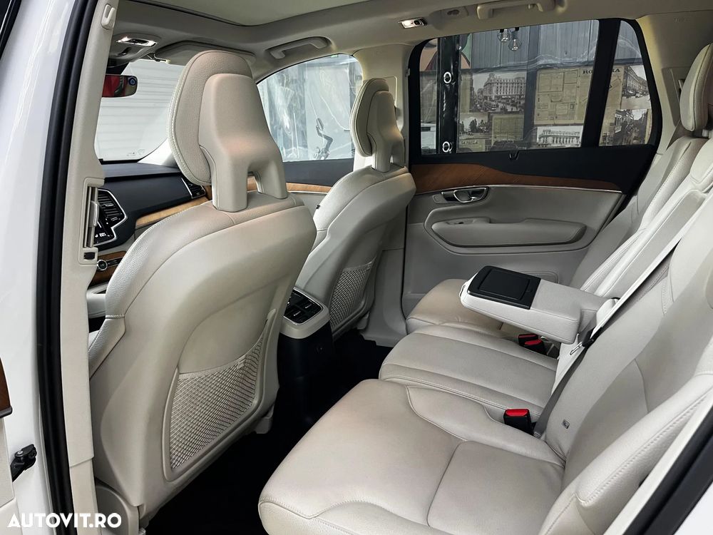 Volvo XC 90 T8 AWD Twin Engine Geartronic Inscription - 28