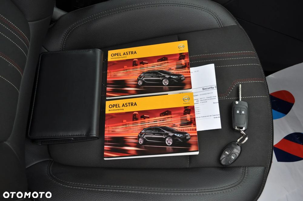 Opel Astra 1.4 Turbo Sports Tourer 150 Jahre - 34