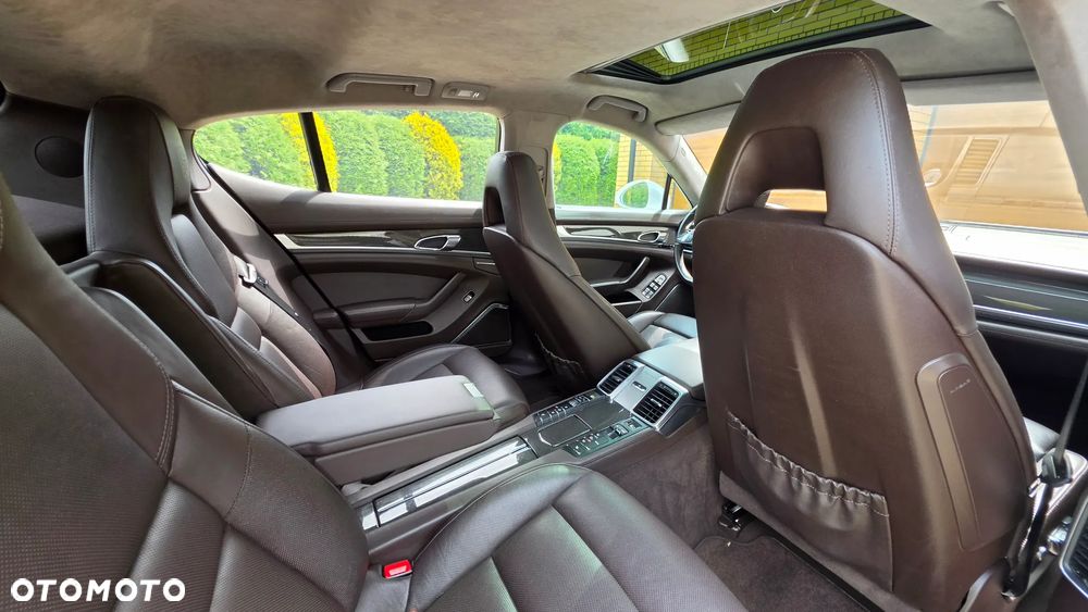 Porsche Panamera - 7