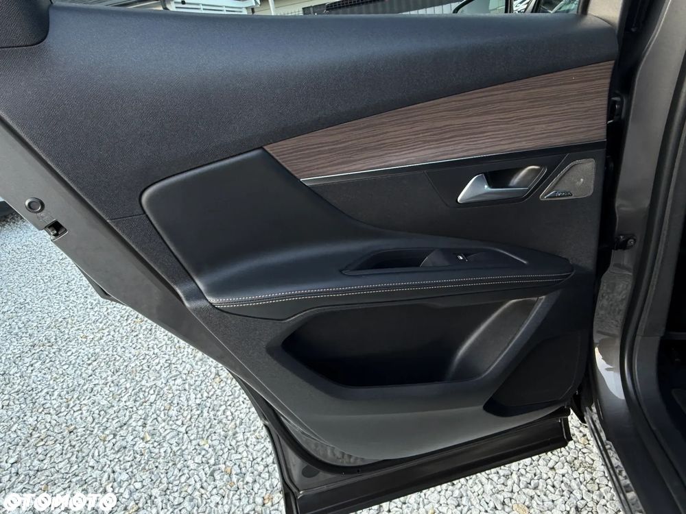 Peugeot 3008 - 26
