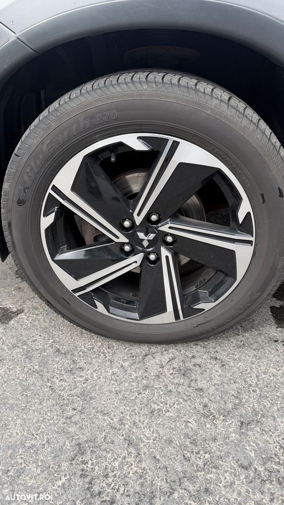 Mitsubishi Outlander 2.2L DI-D 6AT 4WD Intense+ A04 - 19