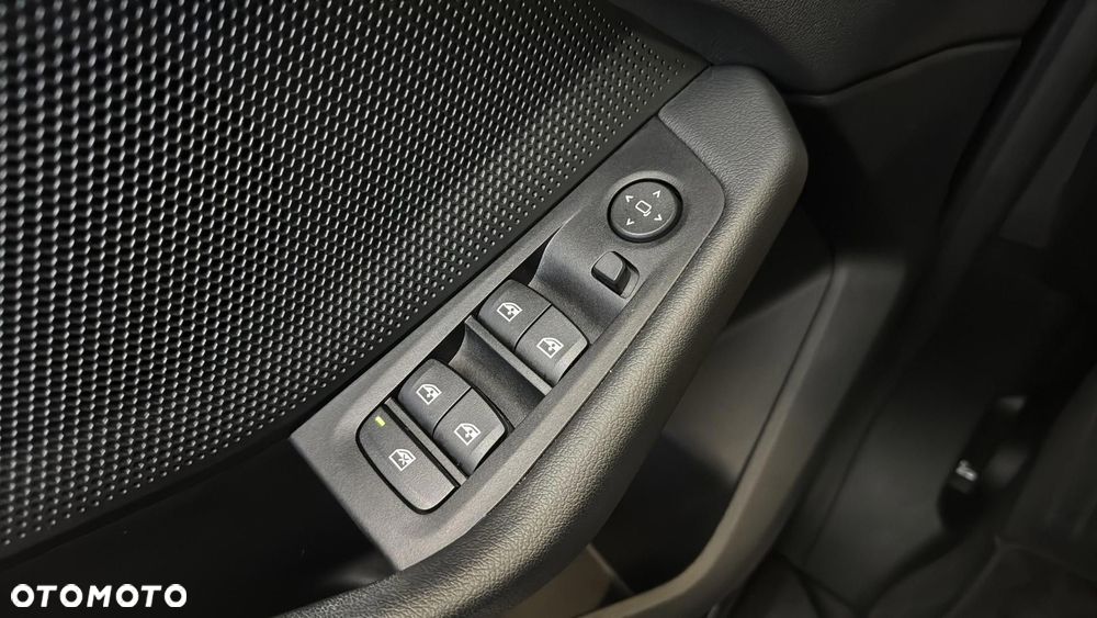 BMW Seria 1 118i Advantage - 30