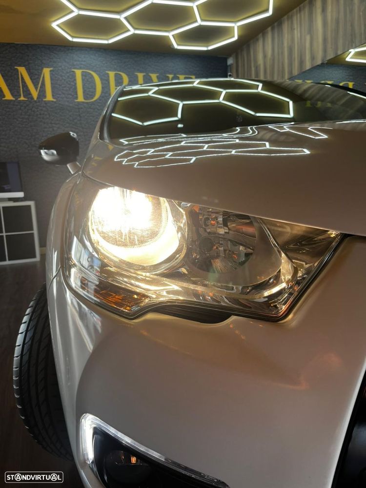 Citroën DS4 1.6 HDi Chic - 4