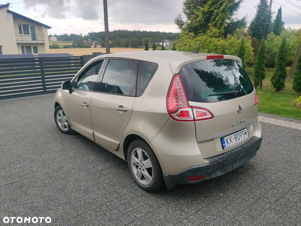 Renault Scenic - 8