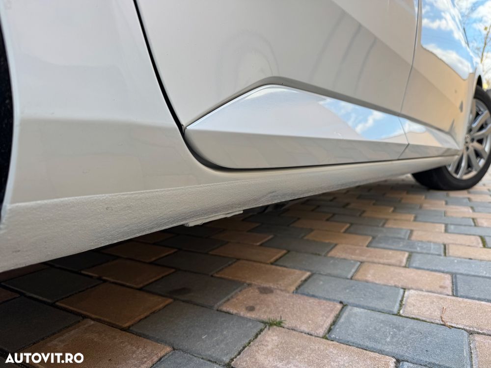 Skoda Superb 2.0 TDI DSG Active - 19