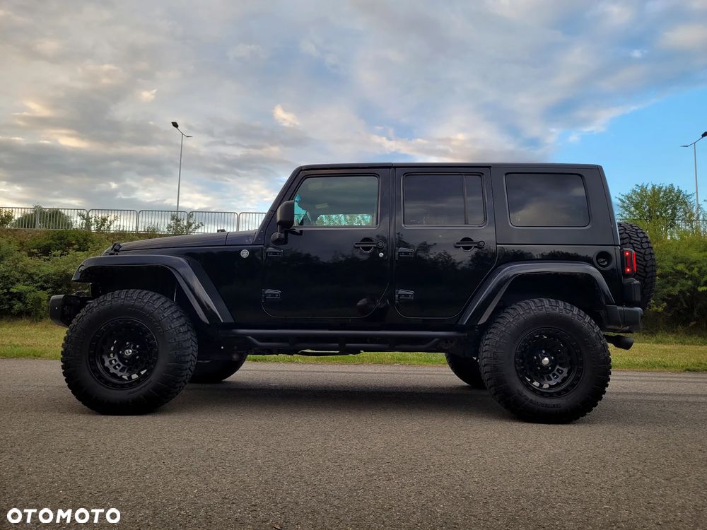 Jeep Wrangler Unlimited 3.8 Automatik Sahara - 16