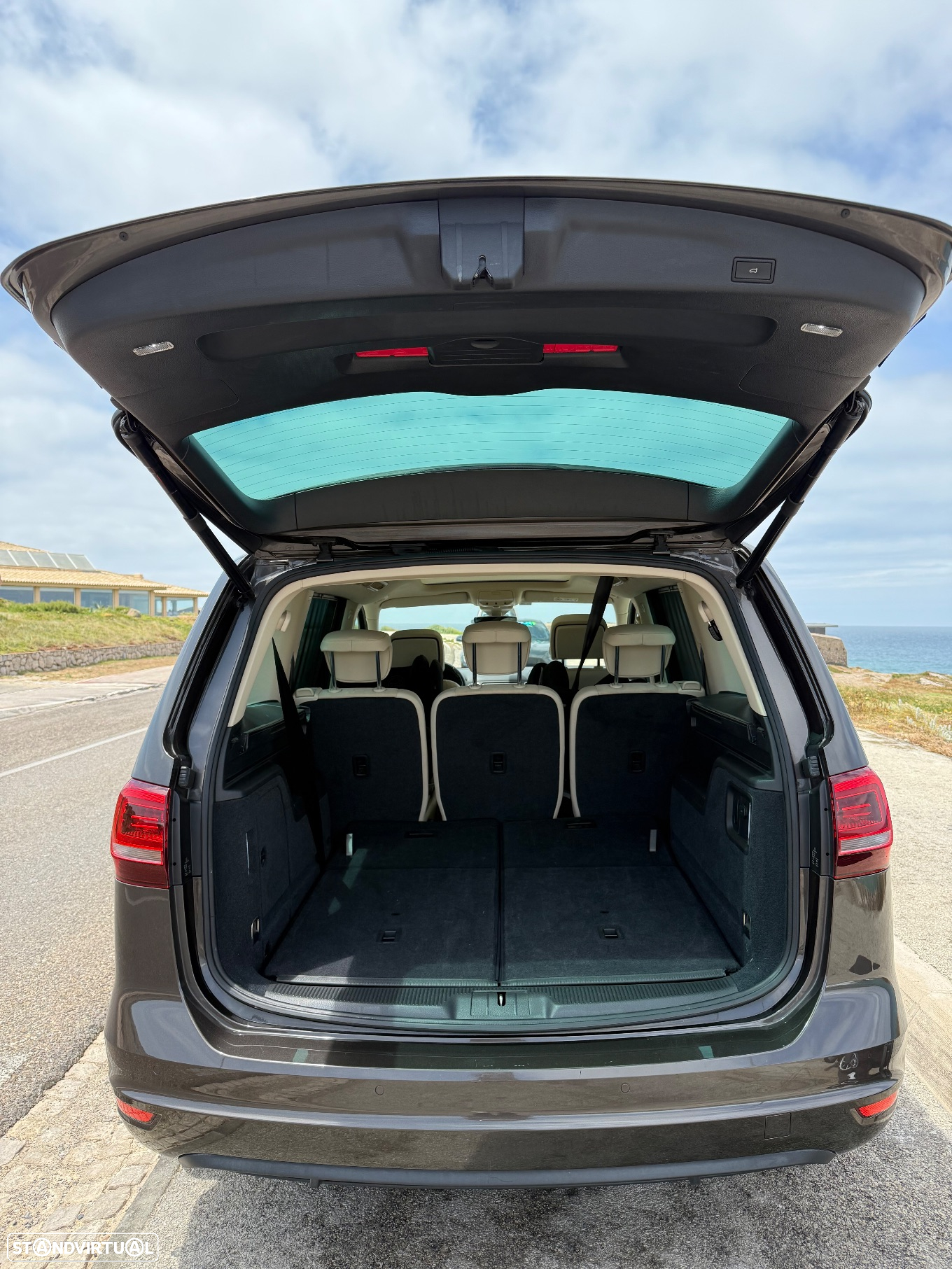 VW Sharan 2.0 TDI Highline DSG - 18