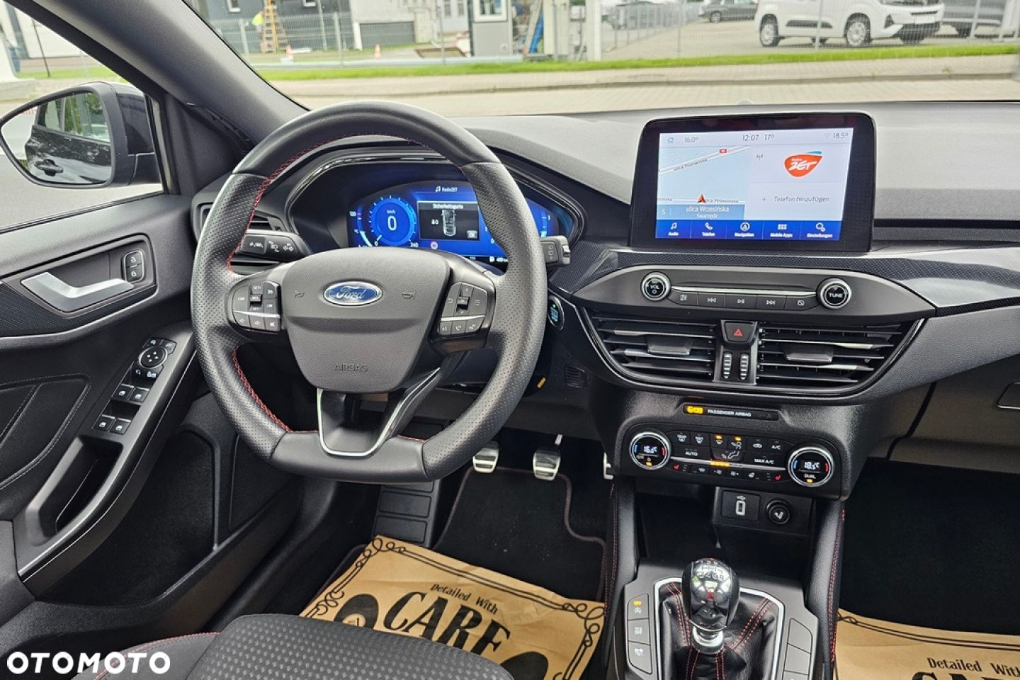 Ford Focus - 17
