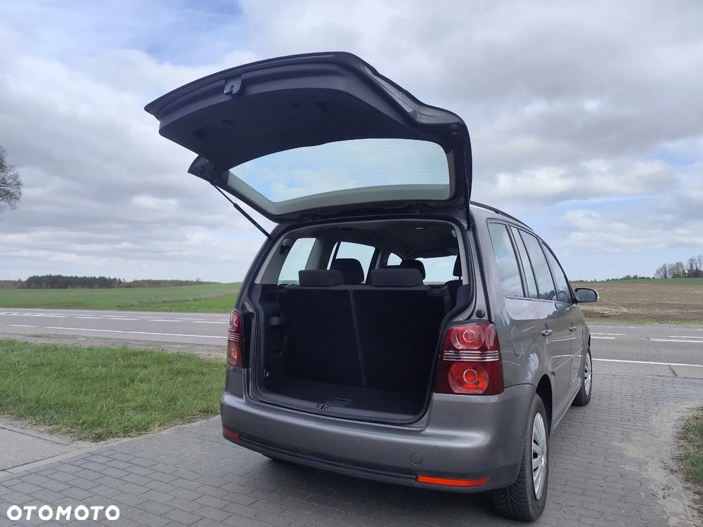 Volkswagen Touran 1.9 TDI Highline - 35
