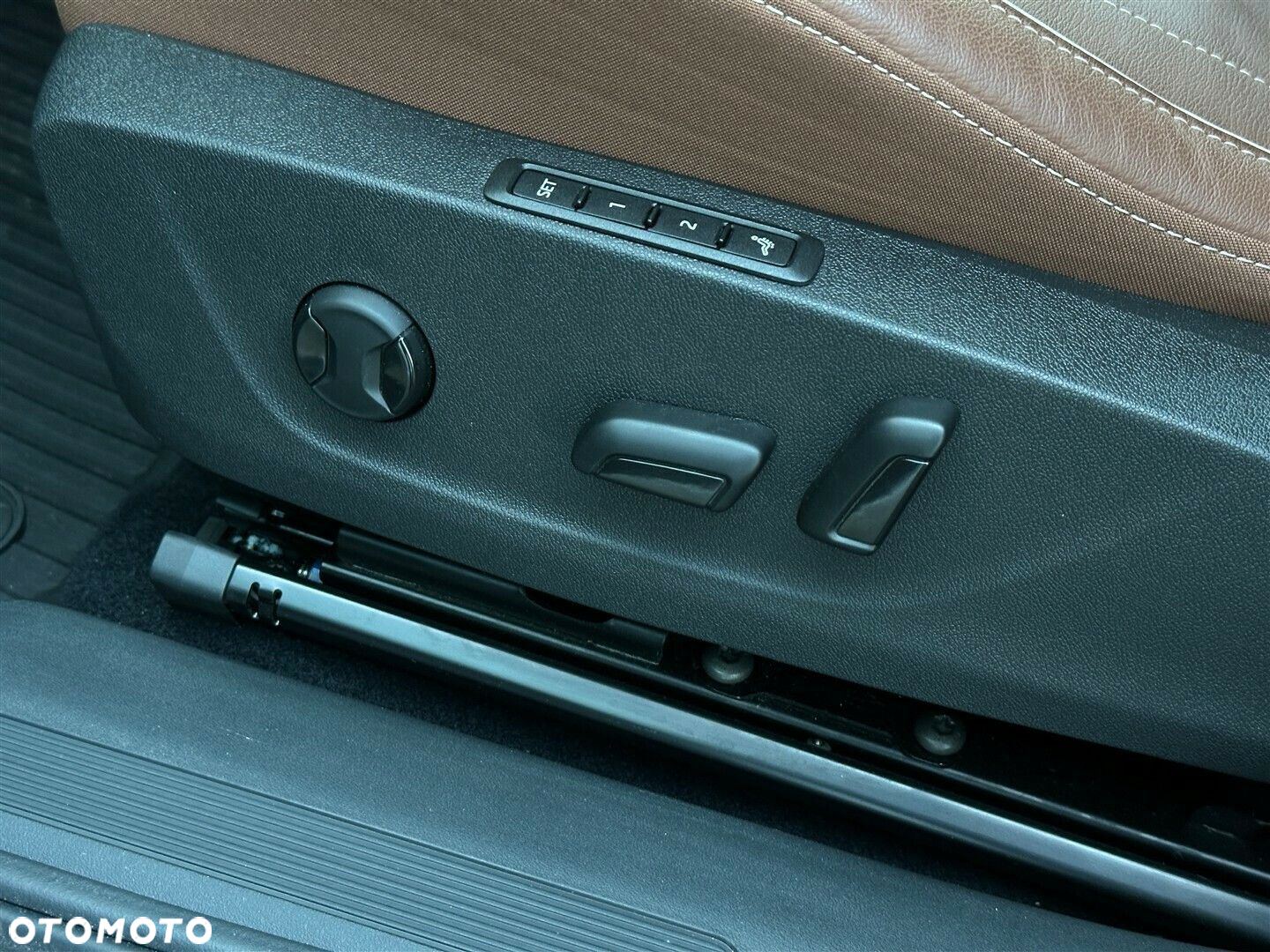 Skoda Enyaq 80 82kWh Maxx - 12