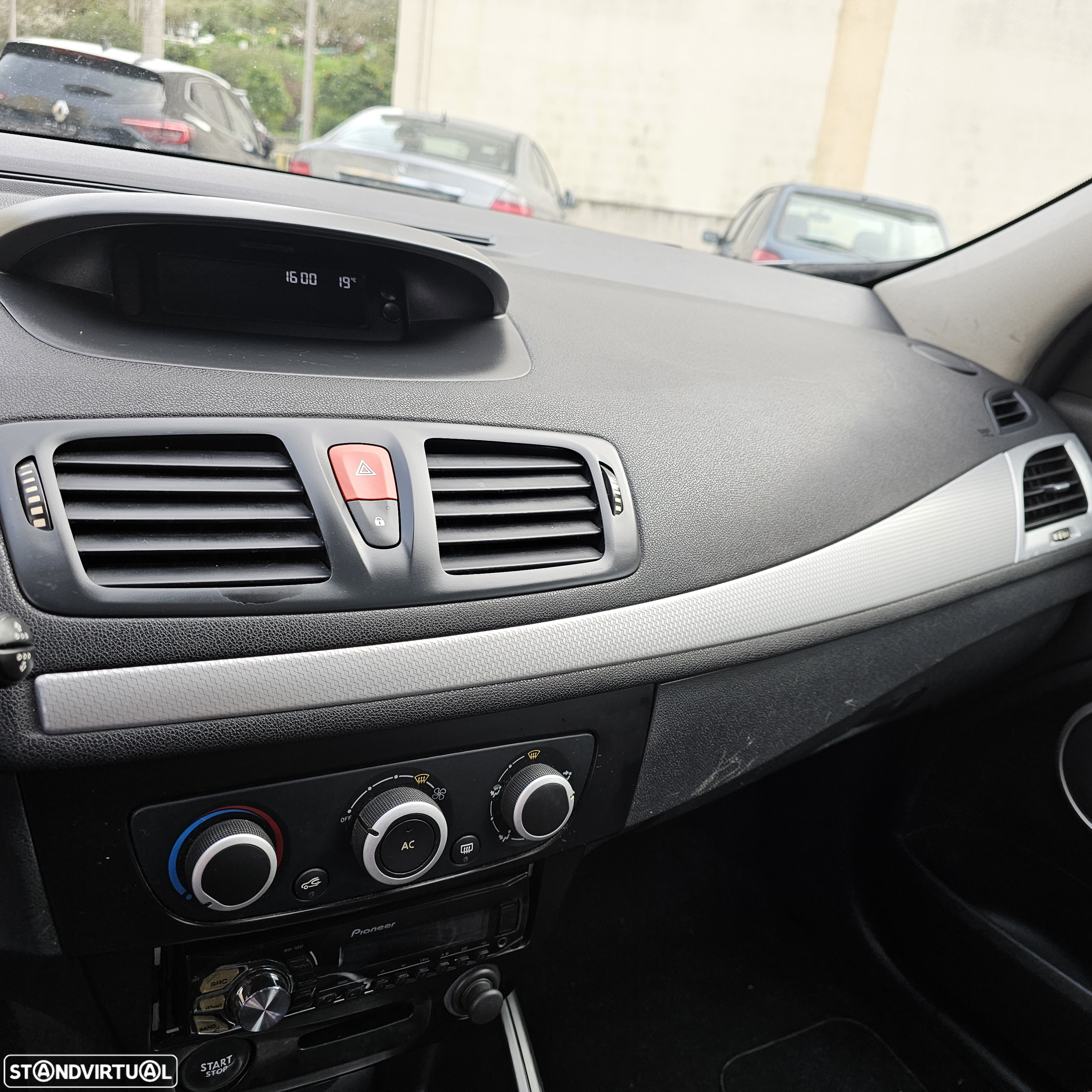Renault Mégane Break 1.5 dCi Confort - 5