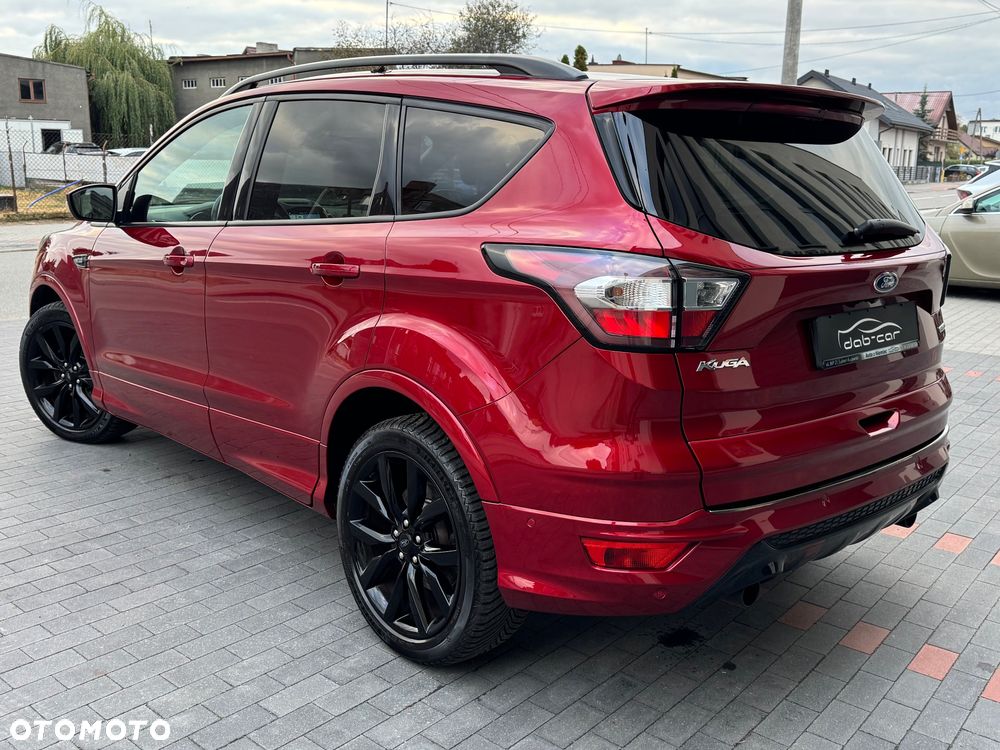 Ford Kuga 1.5 EcoBoost 2x4 ST-Line - 23