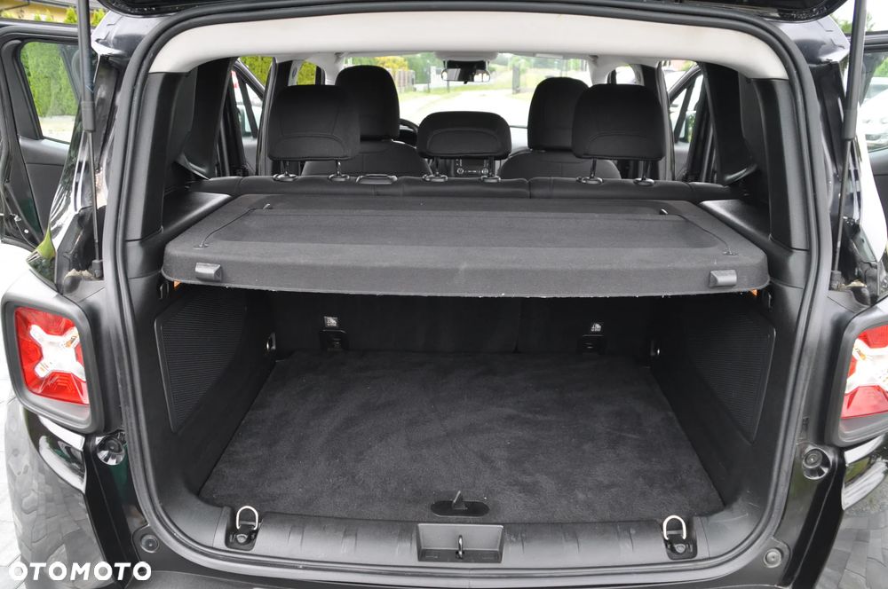 Jeep Renegade 1.4 MultiAir Longitude - 32