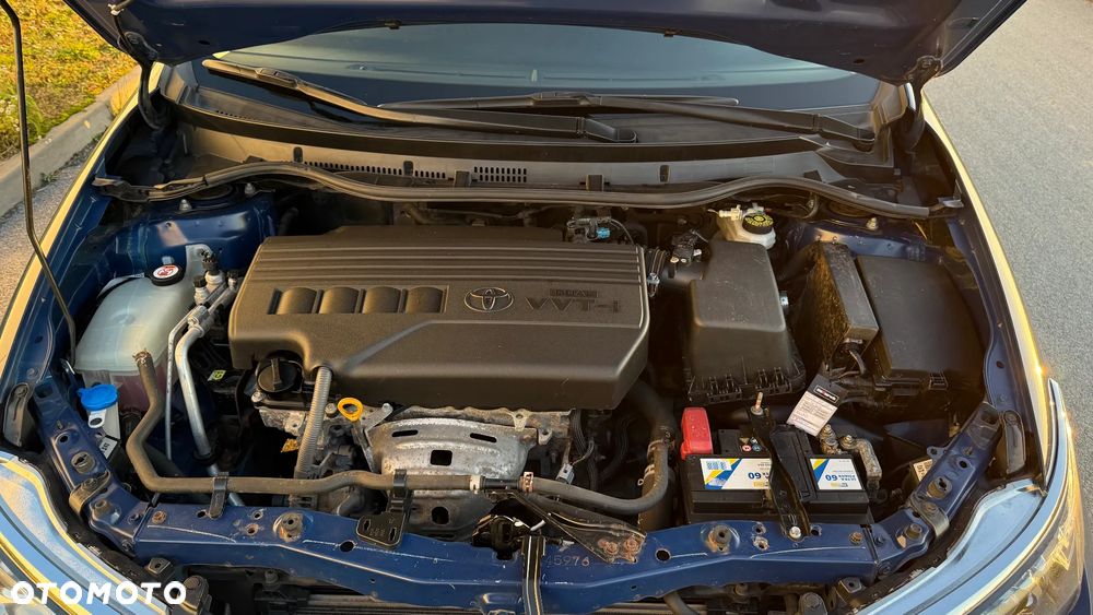 Toyota Auris 1.33 VVT-i Active - 10