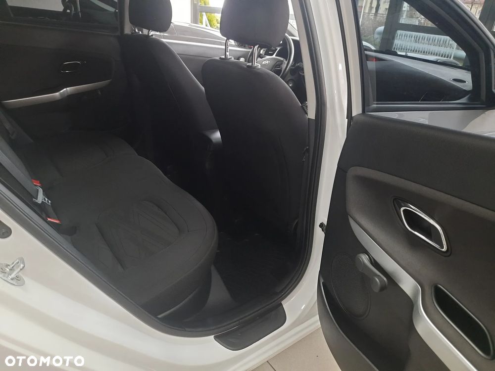 Kia Ceed 1.6 GDI SW Dream-Team Edition - 11
