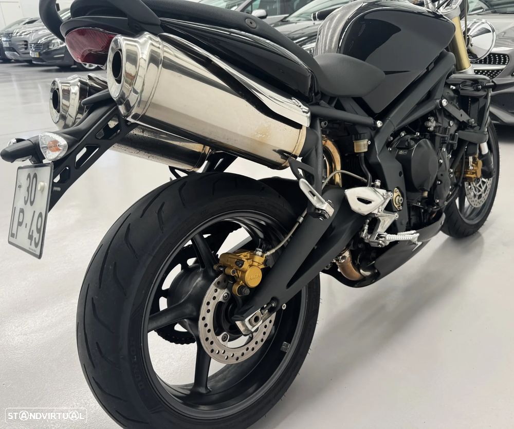 Triumph Street Triple 675 - 19