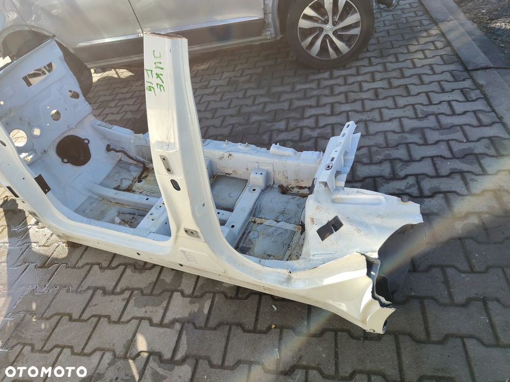 Nissan Juke F15 lewy prawy prog slupek cwiartka - 4