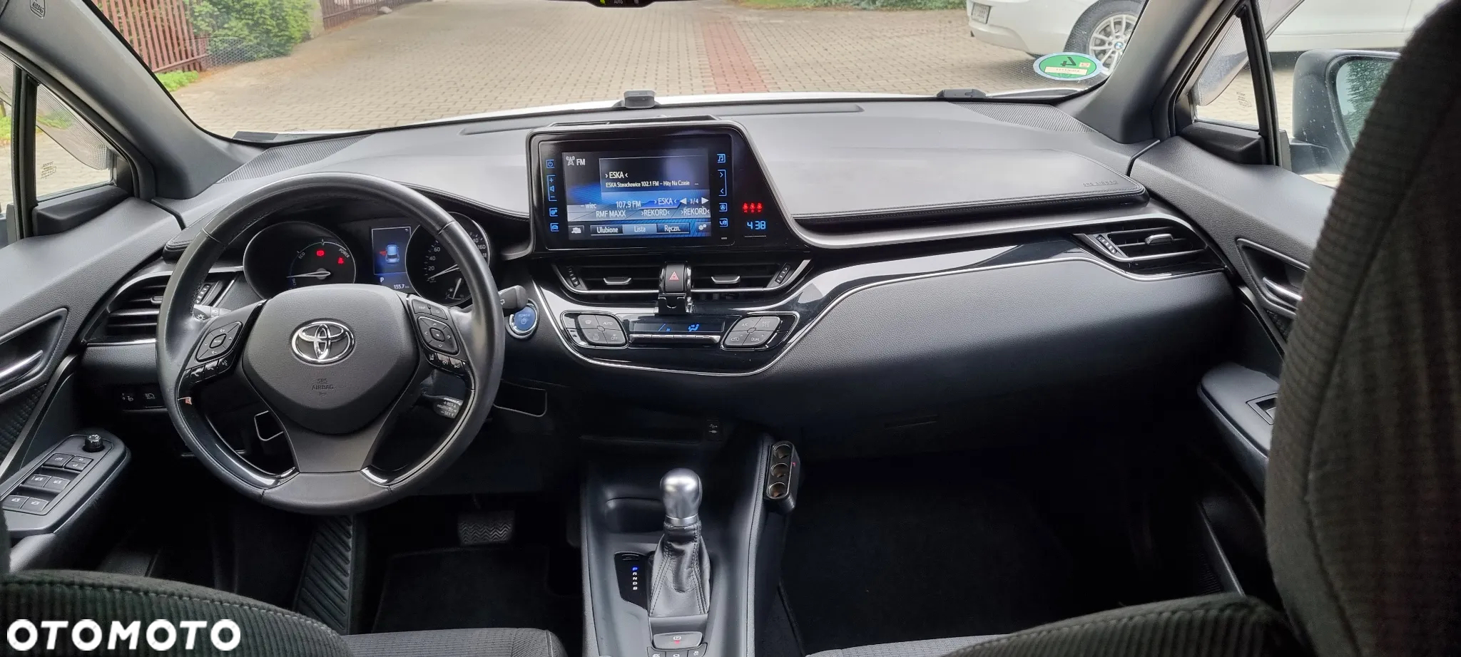 Toyota C-HR 1.8 Hybrid Dynamic - 18