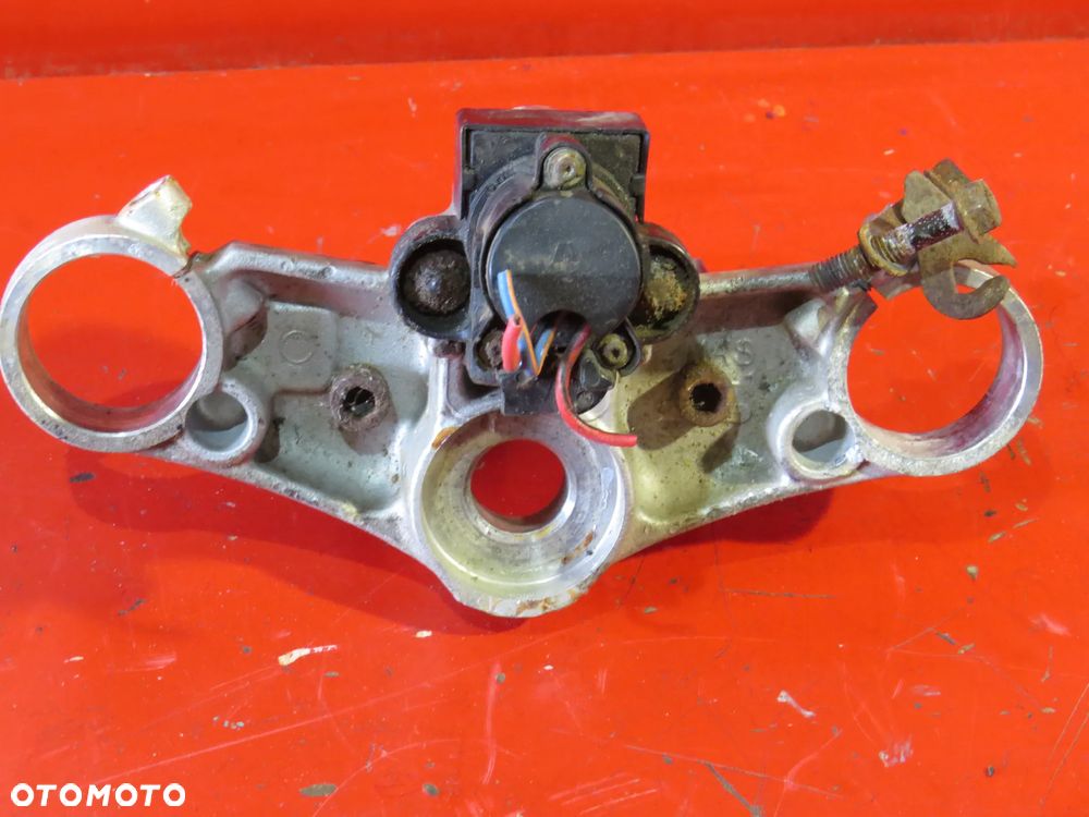 HONDA CBR 900 RR CBR900RR SC33 półka górna zawieszenia zawieszenie jarzmo - 3
