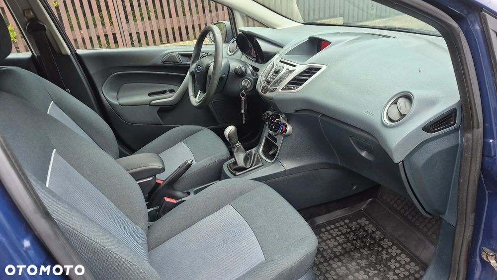 Ford Fiesta 1.25 Trend - 25