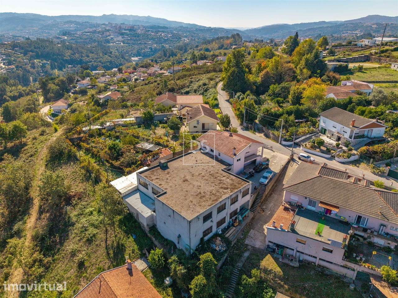 Moradia T3 e Armazém em Santo Isidoro — Marco de Canaveses - Grande imagem: 5/36