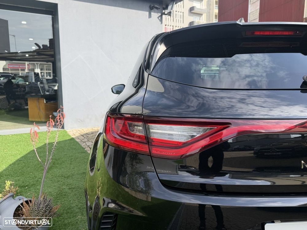 Renault Mégane 1.8 TCe R.S. EDC J19 - 22