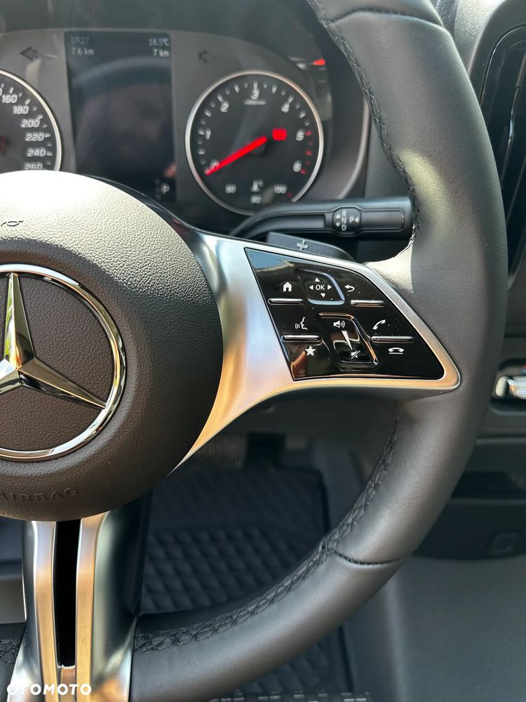 Mercedes-Benz Vito - 15