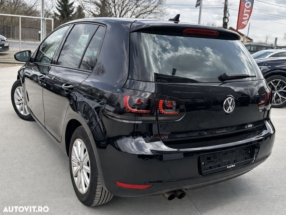 Volkswagen Golf - 5