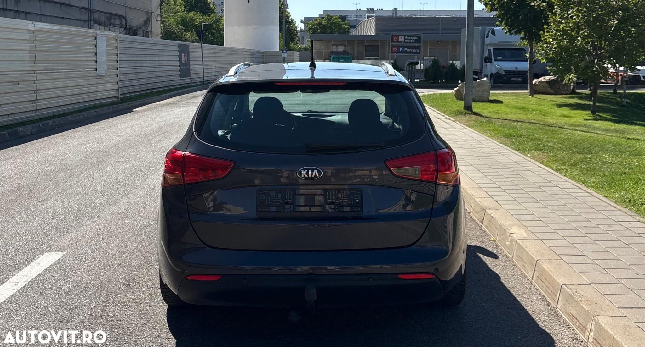 Kia Ceed 1.6 GDI DCT SW Vision - 6