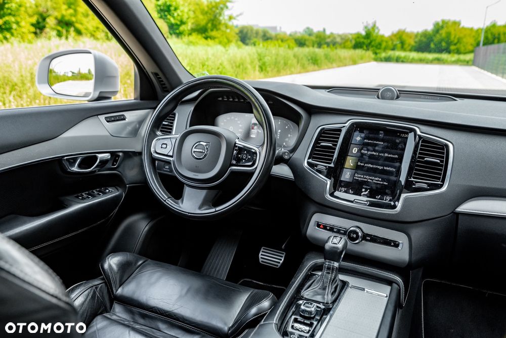 Volvo XC 90 - 29