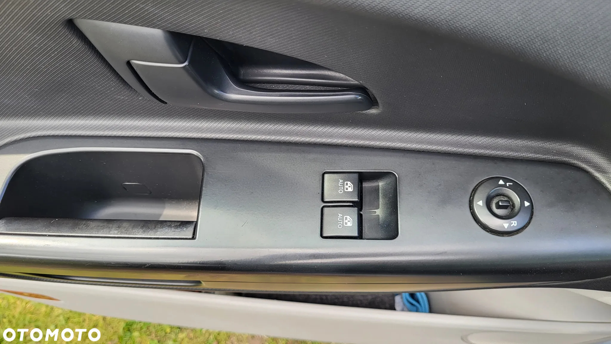 Kia Ceed - 36