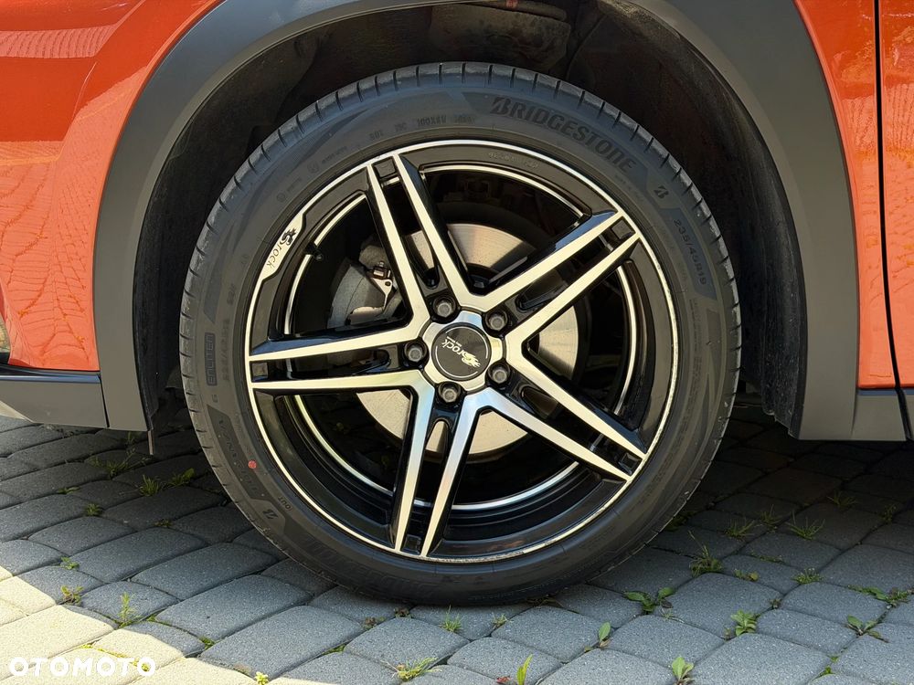 Lexus UX 250h GPF F Sport AWD - 40