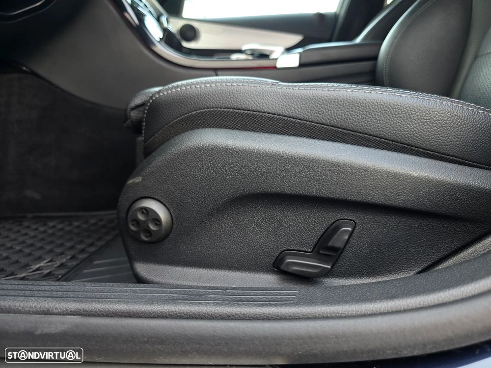 Mercedes-Benz C 220 d AMG Line - 28