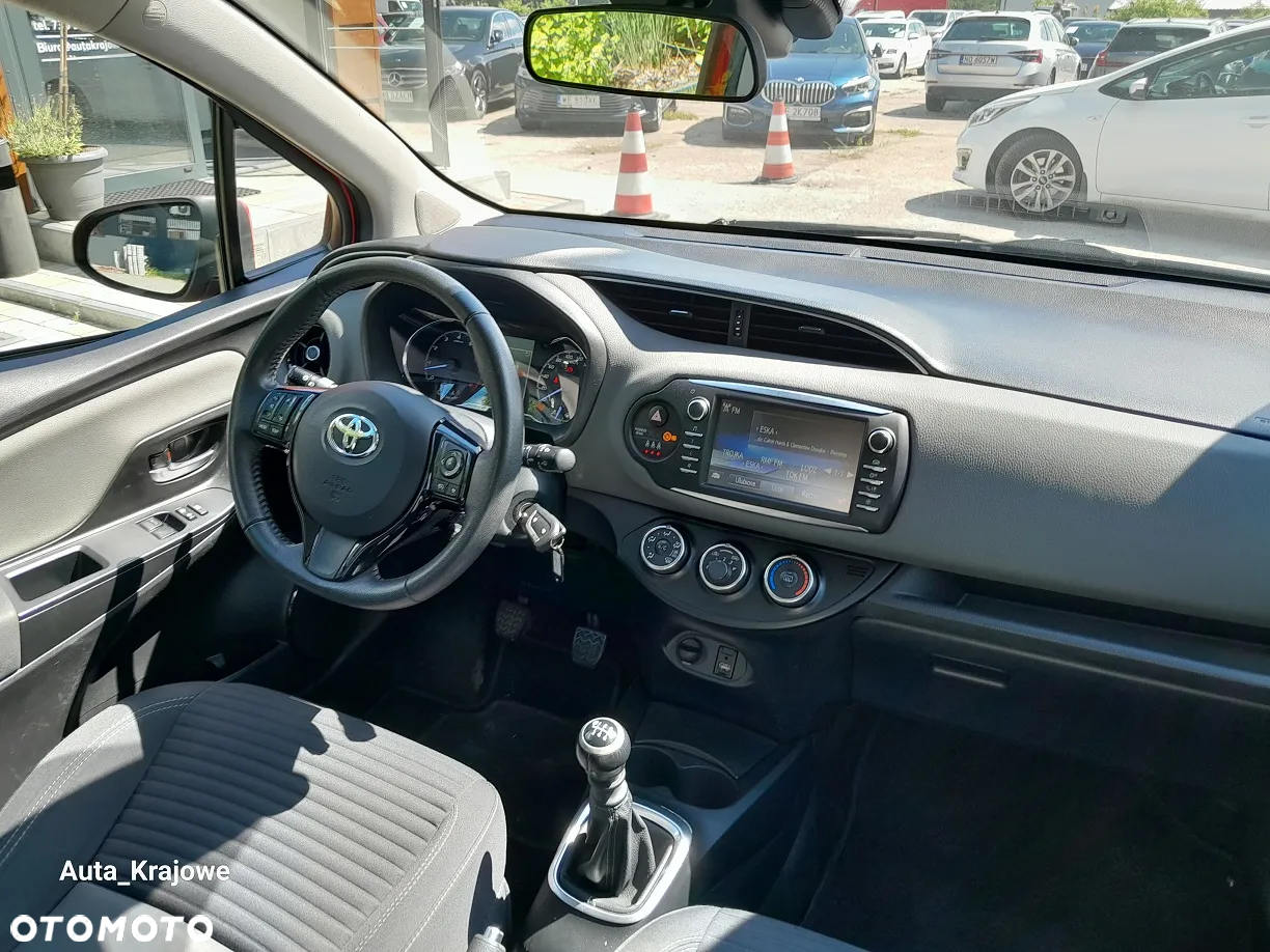 Toyota Yaris 1.5 Premium - 9