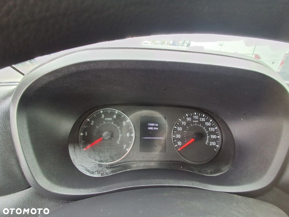Renault Master - 15