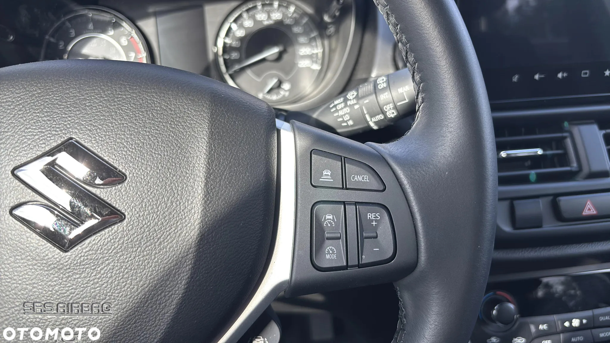 Suzuki SX4 S-Cross - 14