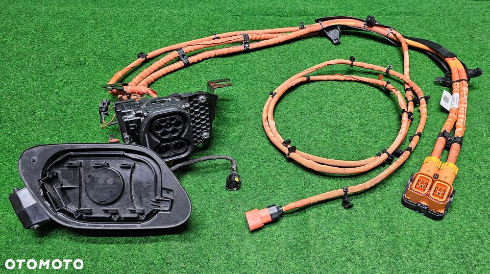VOLKSWAGEN E-UP ---> INSTALACJA GNIAZDO ELEKTRYCZNE ŁADOWANIE