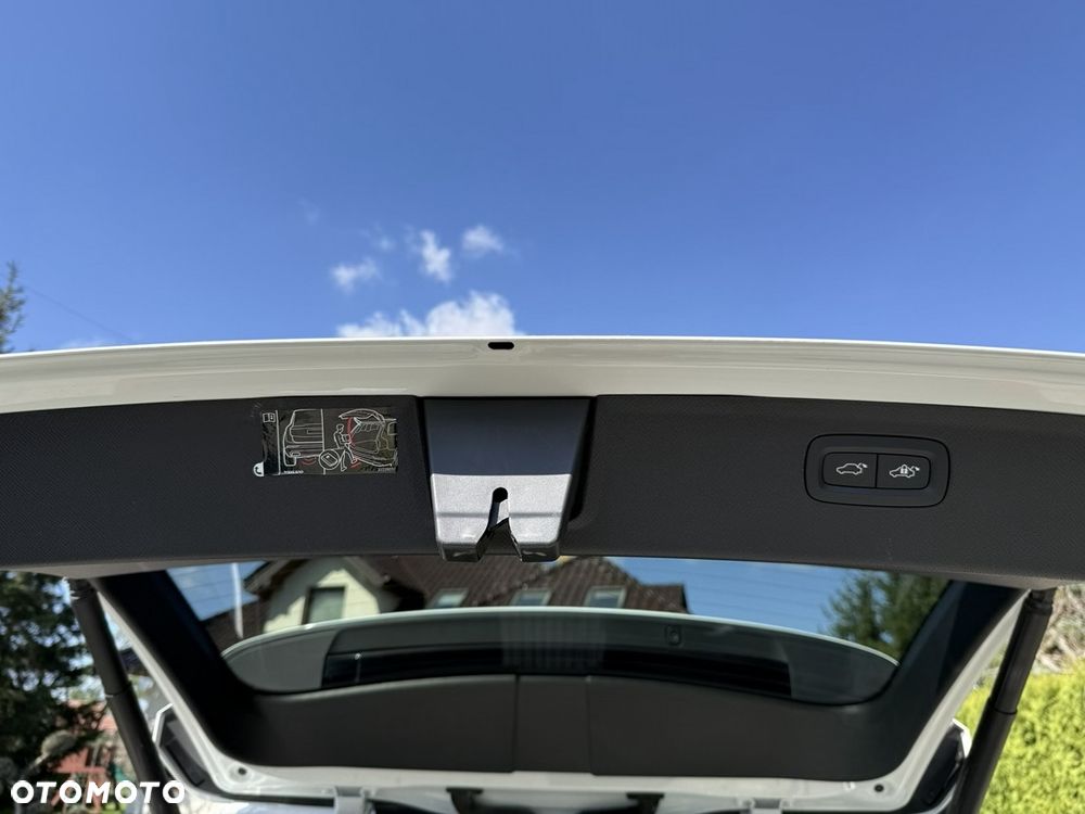 Volvo XC 90 T8 AWD Recharge Ultimate Bright - 17