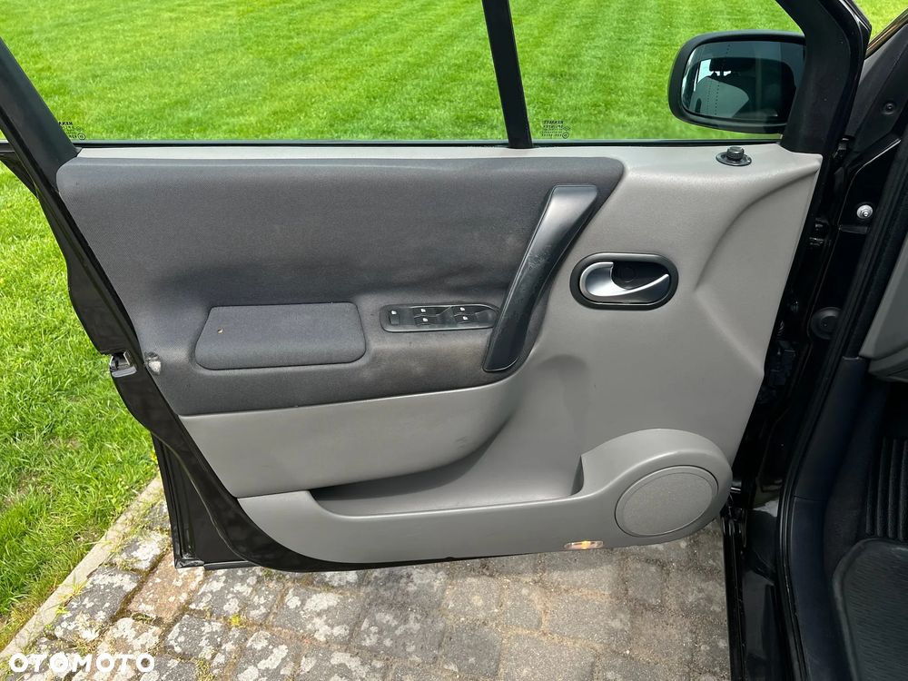 Renault Scenic - 19