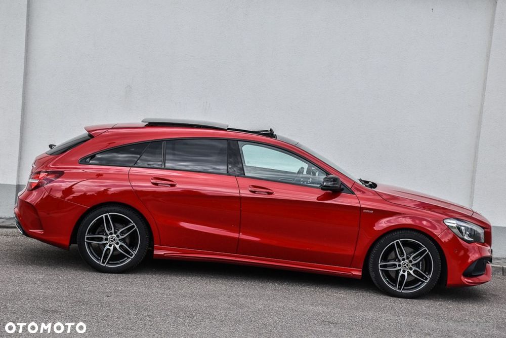 Mercedes-Benz CLA 220 4-Matic AMG Line - 16
