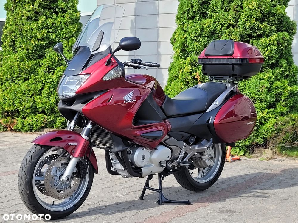 Honda NT - 10