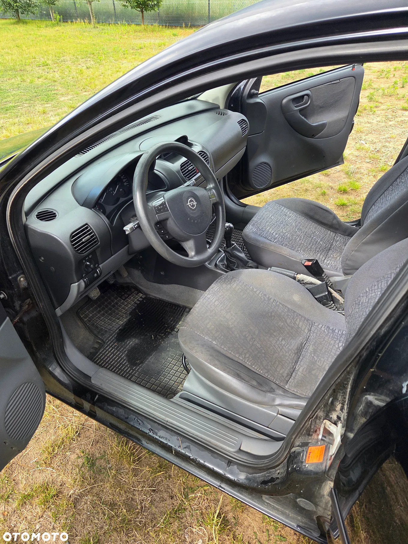Opel Corsa 1.2 16V - 12