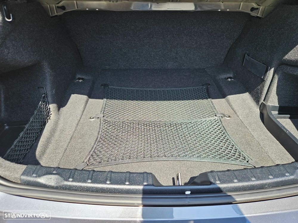 BMW 320 d Auto Pack M - 42