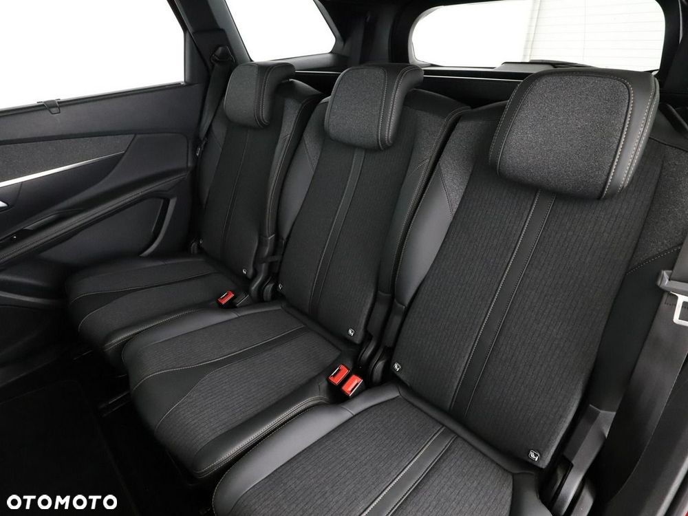 Peugeot 5008 PureTech 130 EAT8 Stop & Start GT - 18
