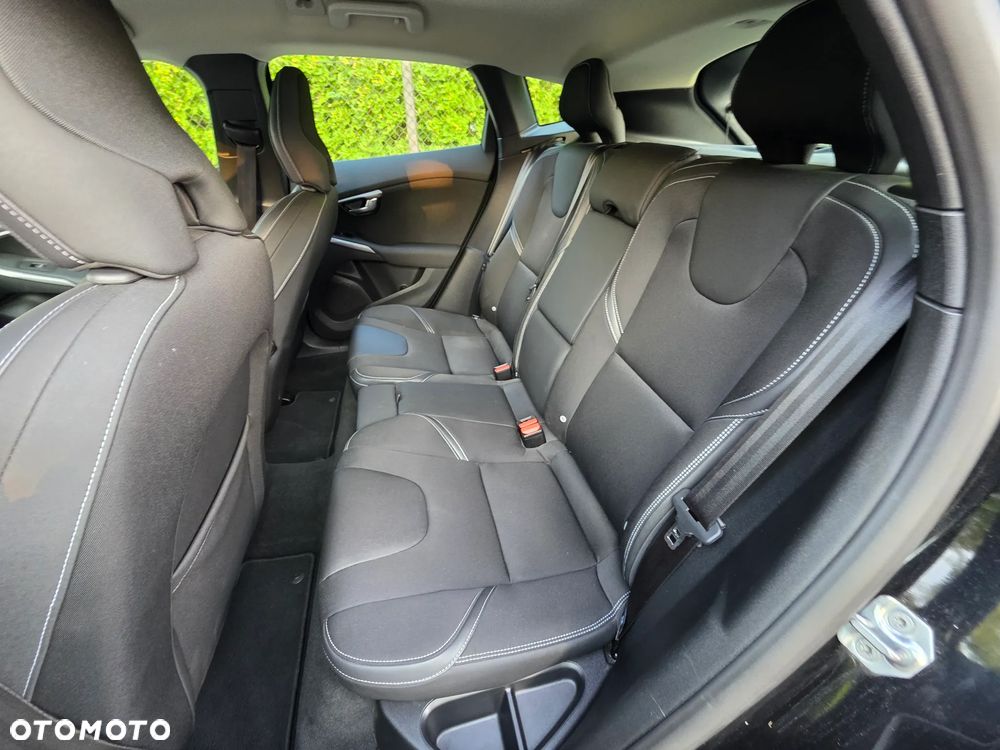 Volvo V40 D2 Geartronic Linje Svart - 10