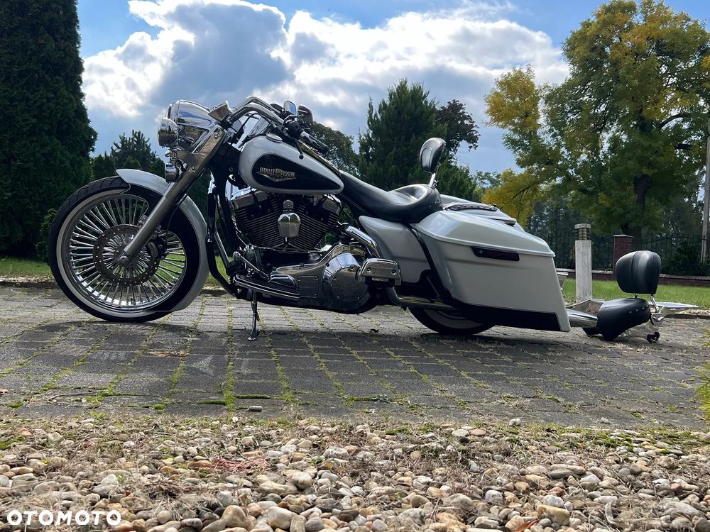 Harley-Davidson Touring Road King - 32