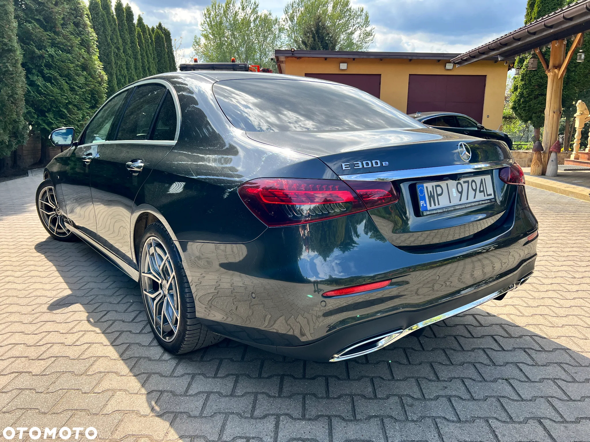 Mercedes-Benz Klasa E 300 AMG - 3